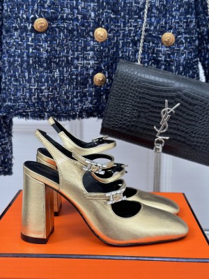 Hermes Jackie 50 pump gold