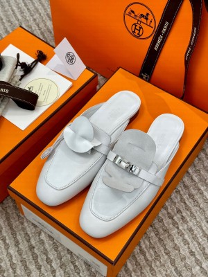 Hermes Women's OZ Mule 05