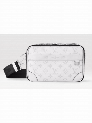 Louis Vuitton Alpha Messenger M31069 white