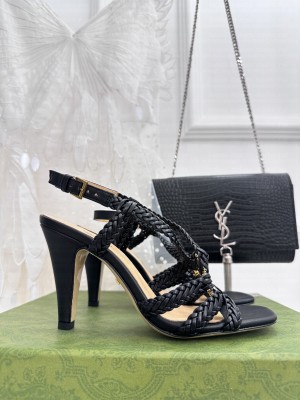 GUCCI WOMEN'S CRYSTAL INTERLOCKING G SANDAL BLACK