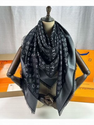 Louis Vuitton LOCK AND GO SHINE Shawl