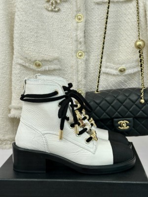 Chanel Patent Crinkled Calfskin Combat lace-up G45856 Ankle Boots White