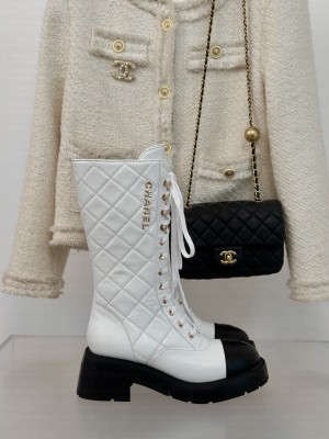 Chanel Quilted Calfskin Medium Lace-up Boots White 2024 