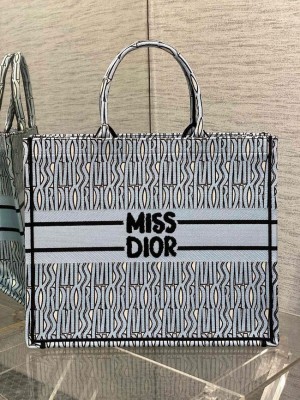 Large Dioriviera Dior Book Tote Pale Blue and Black Aquamarina Toile de Jouy Embroidery M1286ZE
