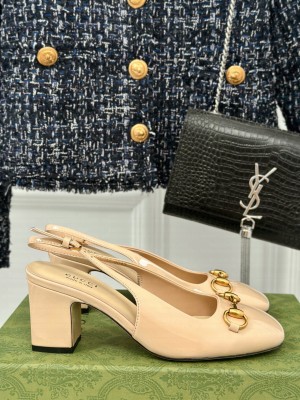 Gucci Horsebit 6.5cm beige patent leather 794324 Slingback Pump 2024