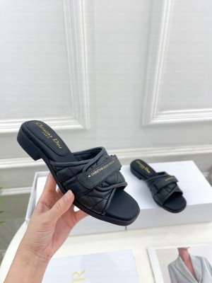 Dior Foldover Flat Slide Sandals in Cannage Lambskin Black 2023