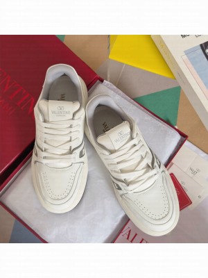 Valentino Garavani Unisex Trainer calfskin sneaker 010 2025