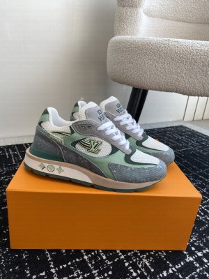 Louis Vuitton Unisex 1ACVEI Run Away Sneaker Green 2024