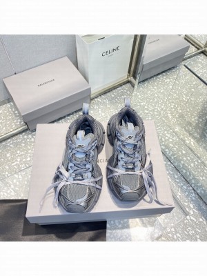 BALENCIAGA UNISEX 3XL TRAINERS 07