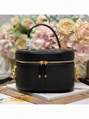 SMALL CD SIGNATURE VANITY CASE Calfskin with Embossed CD Signature S2203UMFV Black