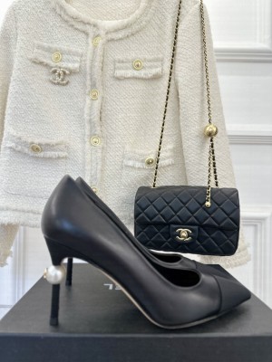 Chanel Pearl Heel 8.5cm Pumps 04