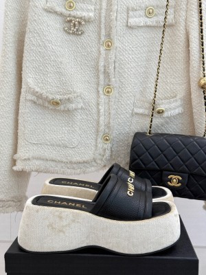 Chanel Platform lambskin mule black 2025