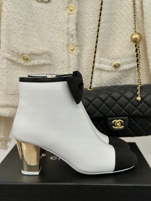 Chanel Calfskin & Grosgrain G45695 Ankle Boots with Bow White 2024