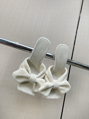 BOTTEGA VENETA HEEL 9CM EASY TOWEL BOW MULE SANDALS WHITE 2022 Collection