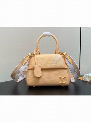 Louis Vuitton Epi grained leather M24616 Apricot