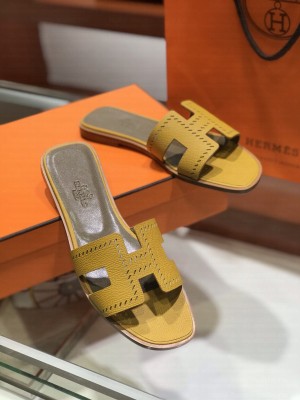 Hermes Oran Flat slippers in epsom leather 014 2021 Collection