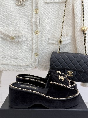 Chanel platform CC Turn Lock with chain slippers black velvet 2025