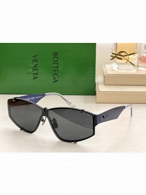BOTTEGA VENETA GRIP Metal shield sunglasses