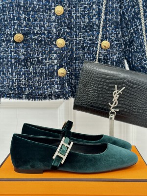 Hermes Jane ballet velvet flat green