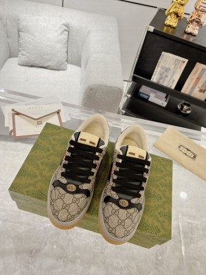 Gucci Unisex Screener Sneaker 04