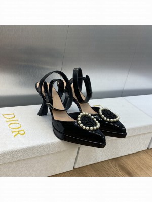 DIOR ROSE PUMP Black Patent Calfskin and White Resin Pearls