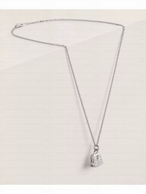 Hermes Women's Amulettes Kelly Pendant Silver