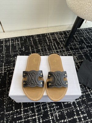 CELINE TIPPI SLIDE IN CALFSKIN 026