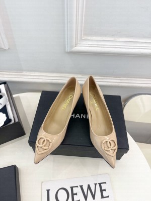 Chanel Patent Calfskin Leather Pumps 5cm with CC Heart Nude 2025
