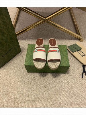 Gucci GG Matelassé Espadrilles Slides Sandals White Canvas 2021 Collection 
