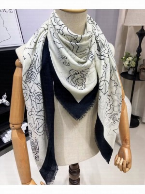 Chanel Women's Scarf White