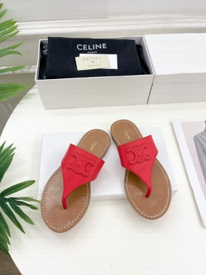 CELINE TRIOMPHE FLAT THONG IN CALFSKIN RED