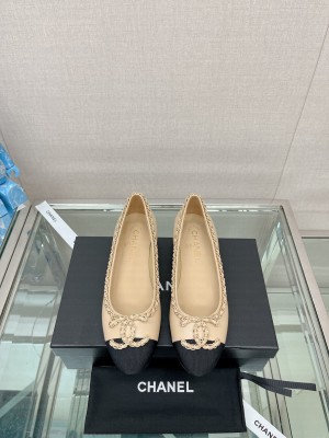 Chanel Lambskin Ballet Flat with Chain CC Beige 2023 