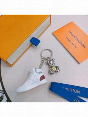 Louis Vuitton Charm and Key Holder M63085-1