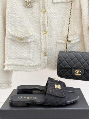 Chanel Crochet Flat Slides Sandal with Foldover G45474 Black 2025