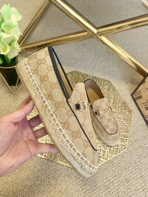 GUCCI UNISEX CANVAS HORSEBIT ESPADRILLES LIGHT BROWN 2021 Collection