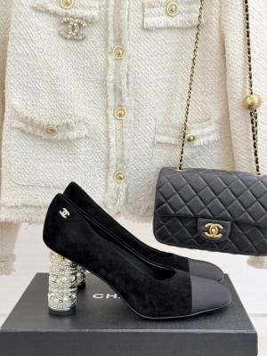 Chanel suede, Imitation Pearls, Strass & Metal Black 8.5cm Pumps 2025