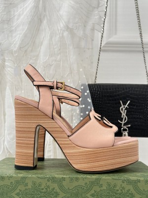 GUCCI WOMEN'S INTERLOCKING G SANDAL PINK