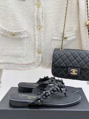 Chanel flat Camellia flip-flops black 2025