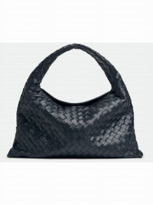 Bottega Veneta Hop Shoulder bag with Intrecciato craftsmanship in calf leather 796262 Shadow