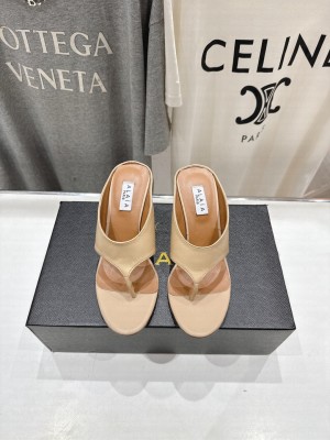 Alaïa CUBE THONG MULES IN LAMBSKIN BEIGE