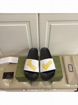 GUCCI Men's Rubber Flat Slide Sandals 03 2021 Collection