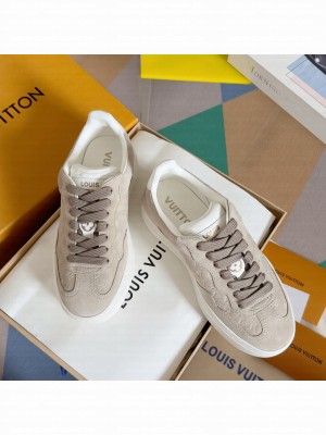 Louis Vuitton Women's LV Groovy Platform Sneaker 04