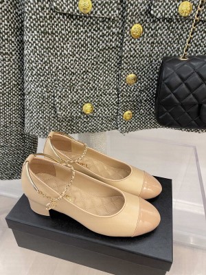 Chanel Heel 45mm Mary Janes With Chain Anklet Pumps Beige Spring 2022 Collection