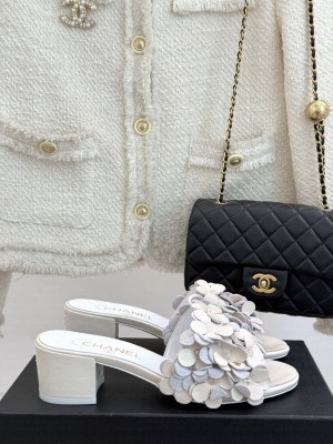 Chanel 5cm mules Kidskin & Strass White G46231 2025