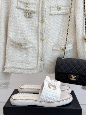 Chanel Chain CC Slide Mule White 2025 
