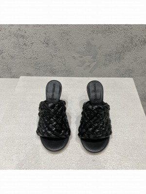 BOTTEGA VENETA Dot Wave 9cm Lambskin Intreccio pleated leather Mules Sandals Black 2022 Collection