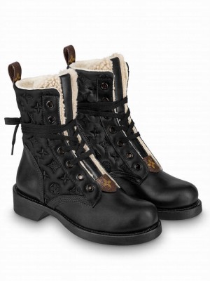 Louis Vuitton Women's Metropolis Flat Boots 1A95WZ Black