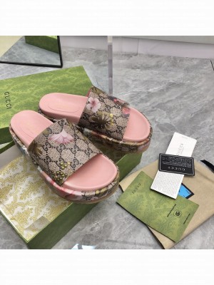 Gucci GG Canvas Platform 5cm Slide Sandals 2023 01
