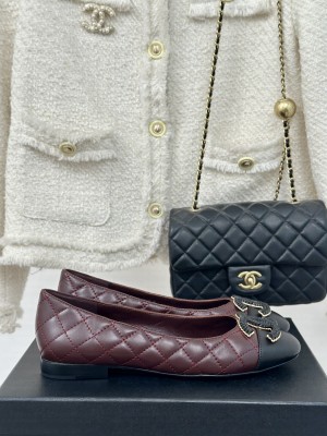 Chanel Women's Quilted Lambskin Leather Flat Burgundy