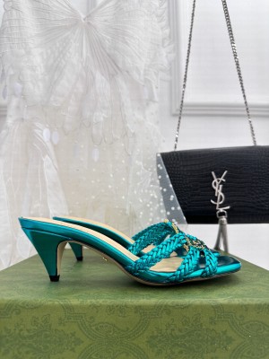 GUCCI WOMEN'S CRYSTAL INTERLOCKING G SLIDE SANDAL BLUE